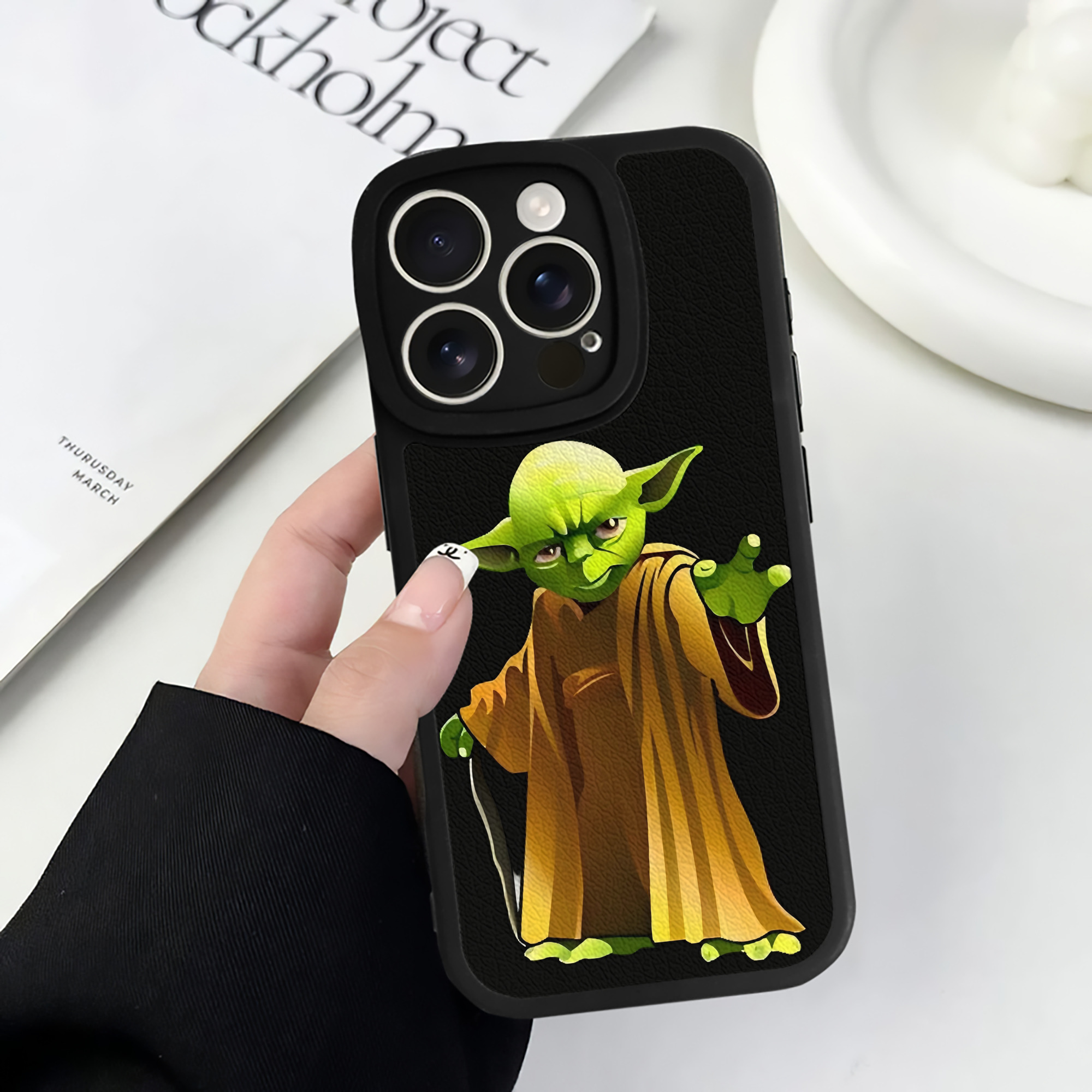 （画像用） スター・ウォーズ Star Wars 【iPhone 16シリーズ対応】シリコンスマホケース（レザー調） 材質：シリコン
